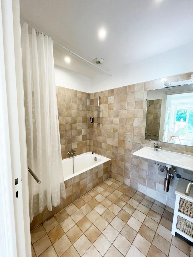 Studio 2 - Les Suites De Robinson - Residence Avec Piscine En Bord De Siagne, A Mandelieu Exteriér fotografie