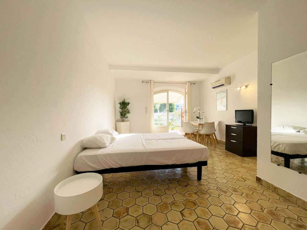 Studio 2 - Les Suites De Robinson - Residence Avec Piscine En Bord De Siagne, A Mandelieu Exteriér fotografie