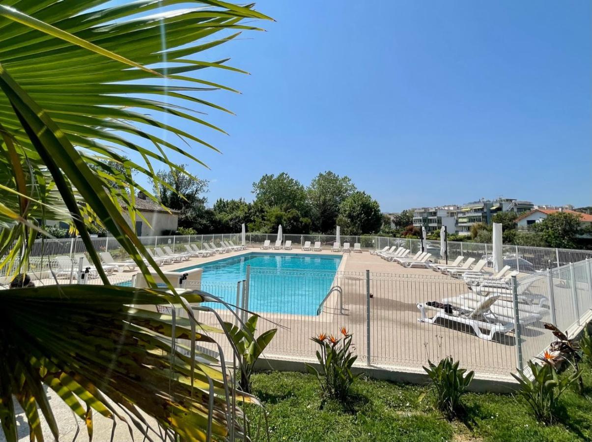 Studio 2 - Les Suites De Robinson - Residence Avec Piscine En Bord De Siagne, A Mandelieu Exteriér fotografie